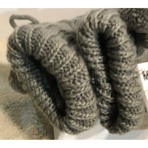 Muk Luks Mens Cable Knit Slipper Socks With Pom Poms & Tassels Small 5 - 7.5" - Picture 8 of 10